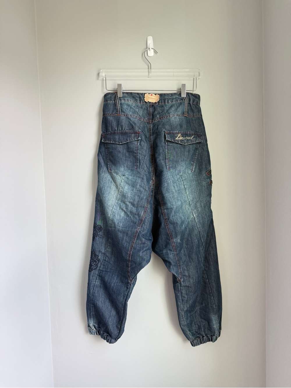 Desigual Harem Jeans Y2K Embroidered Love Floral Baggy Size 28 Medium Wash New - Picture 2 of 9